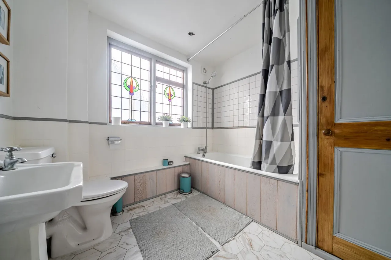 Horniman Drive, SE23, photo 19