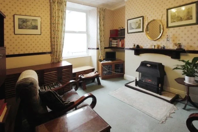 High Street, Llanberis, LL55, photo 9