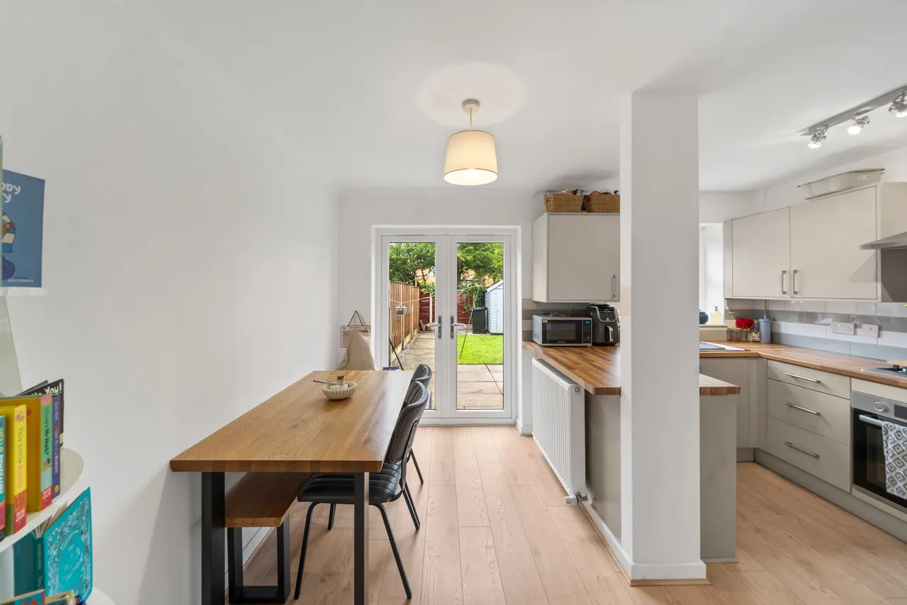 Bexhill Drive, Leigh, WN7 5TG, photo 5