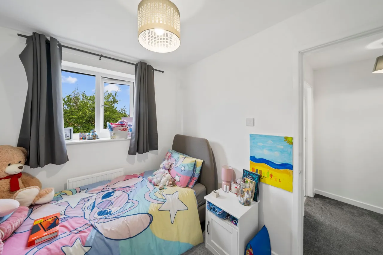 Bexhill Drive, Leigh, WN7 5TG, photo 10