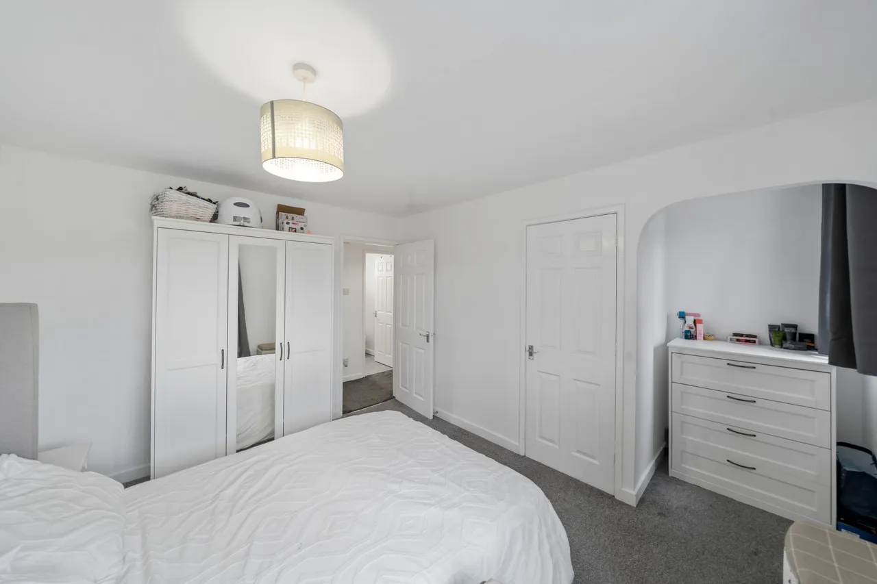 Bexhill Drive, Leigh, WN7 5TG, photo 8