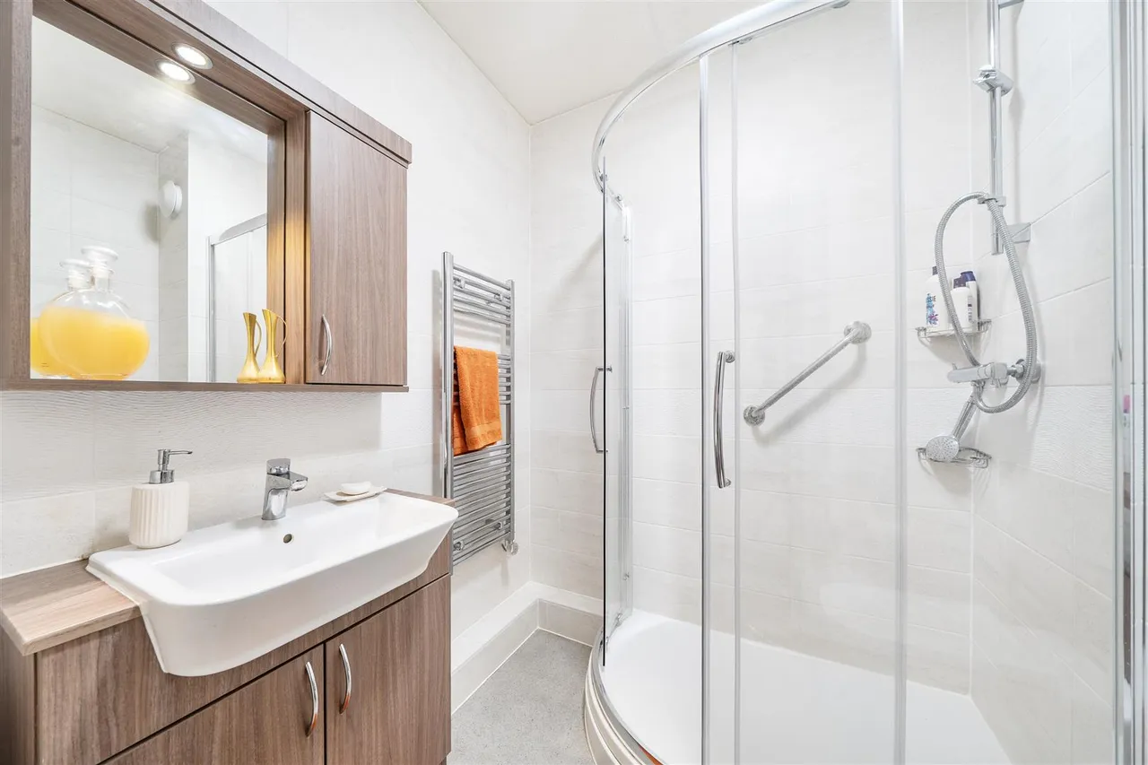 Lonsdale Road, Formby, L37, photo 7