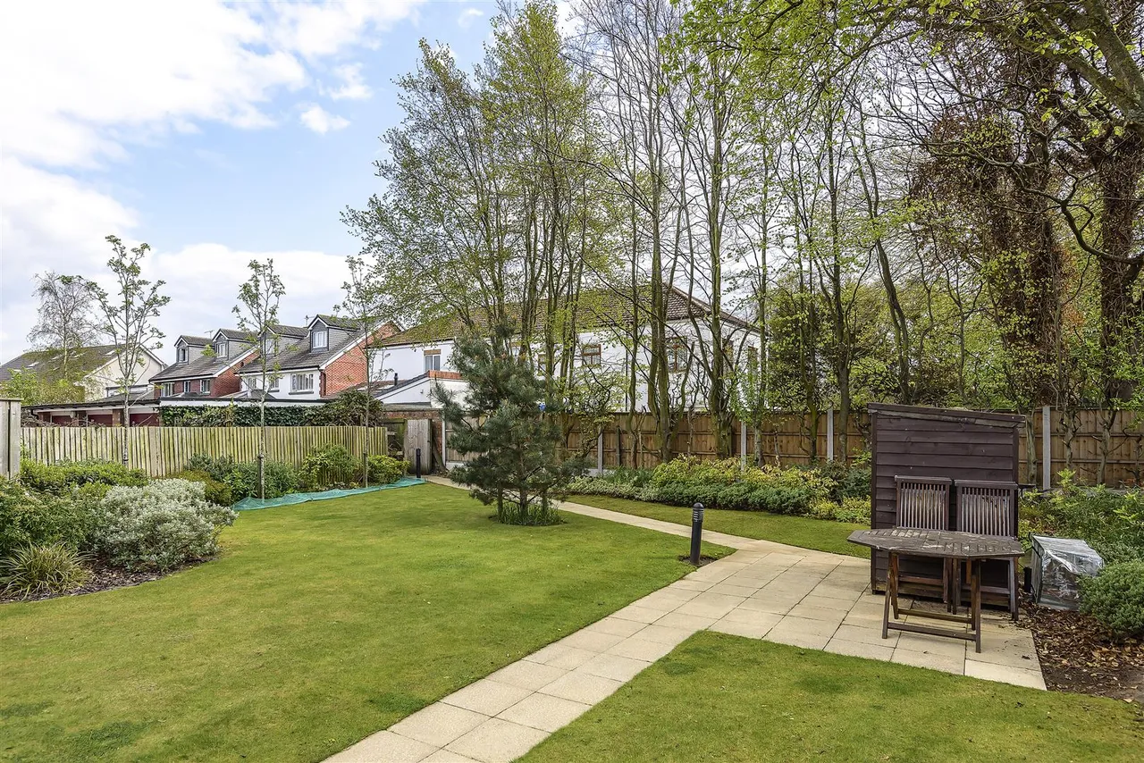 Lonsdale Road, Formby, L37, photo 15