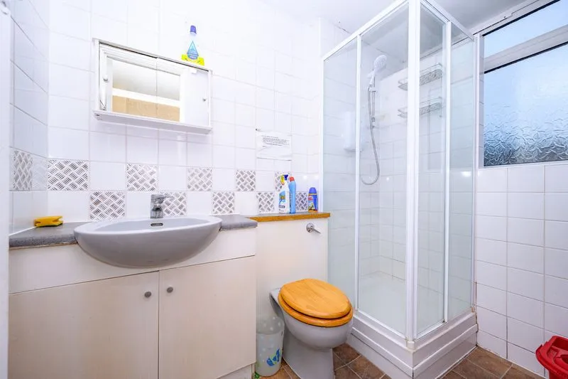 Wood Vale, Hatfield AL10 8TT, photo 16