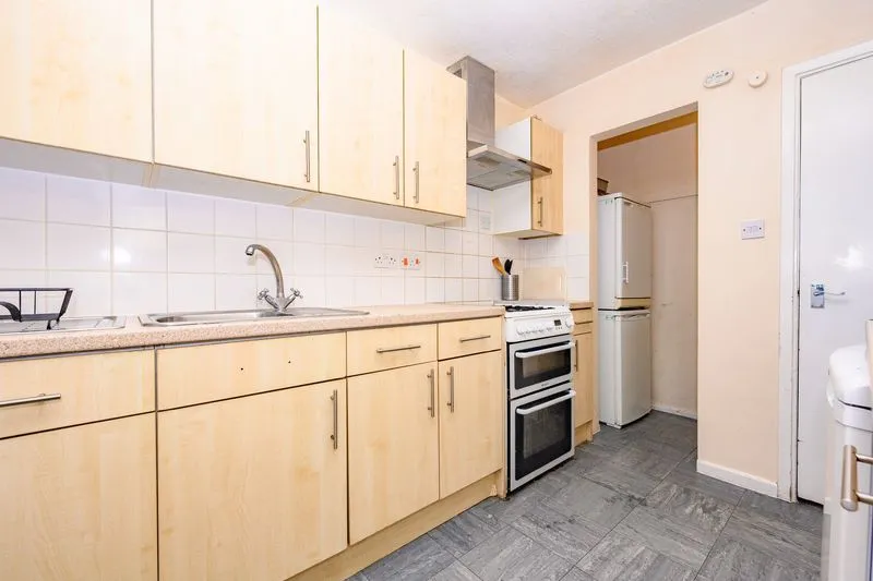 Wood Vale, Hatfield AL10 8TT, photo 2