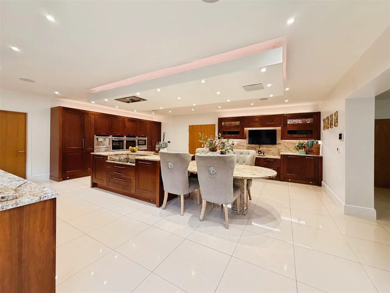 Birchwood Court, Doncaster, photo 7
