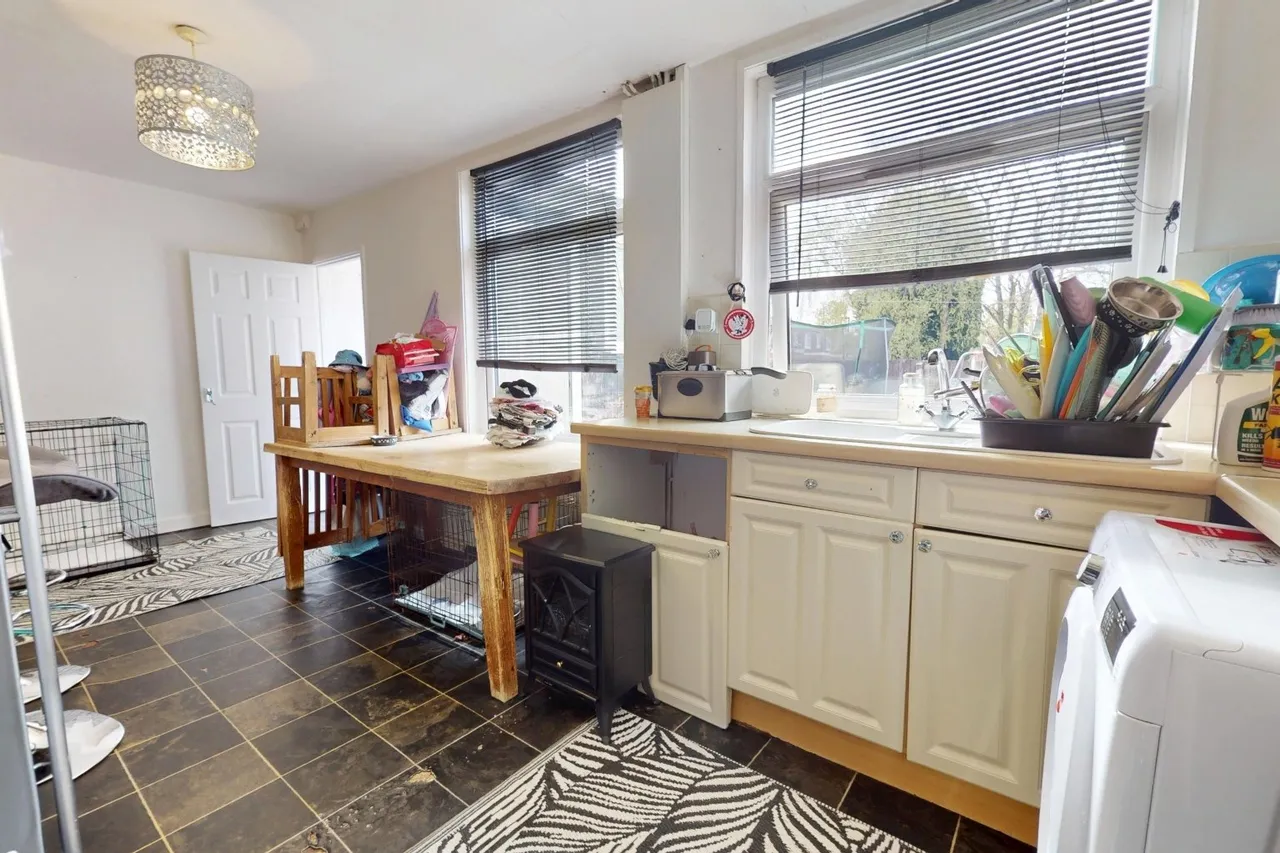 Penistone Close, Penistone Close, Donnington TF2 7QS, photo 5