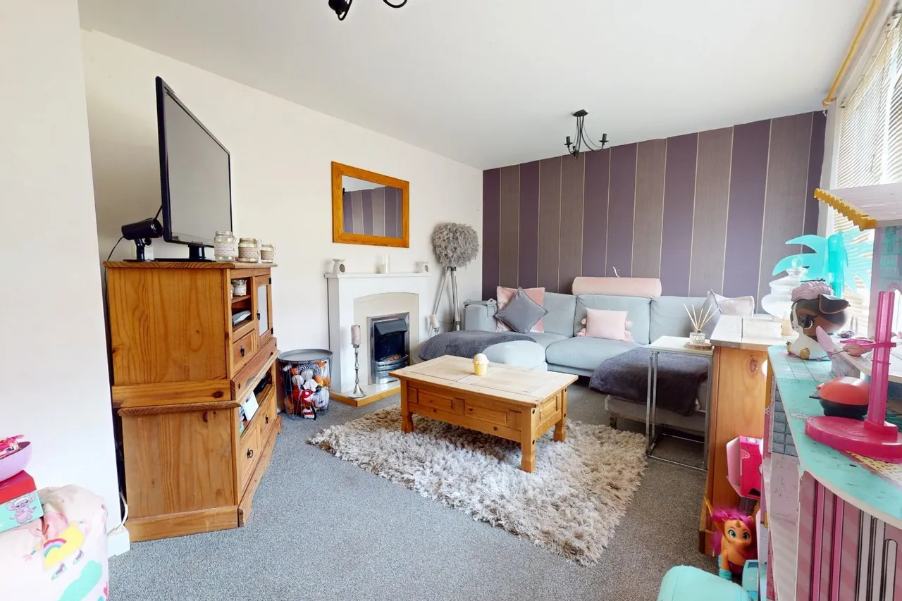 Penistone Close, Penistone Close, Donnington TF2 7QS, photo 3