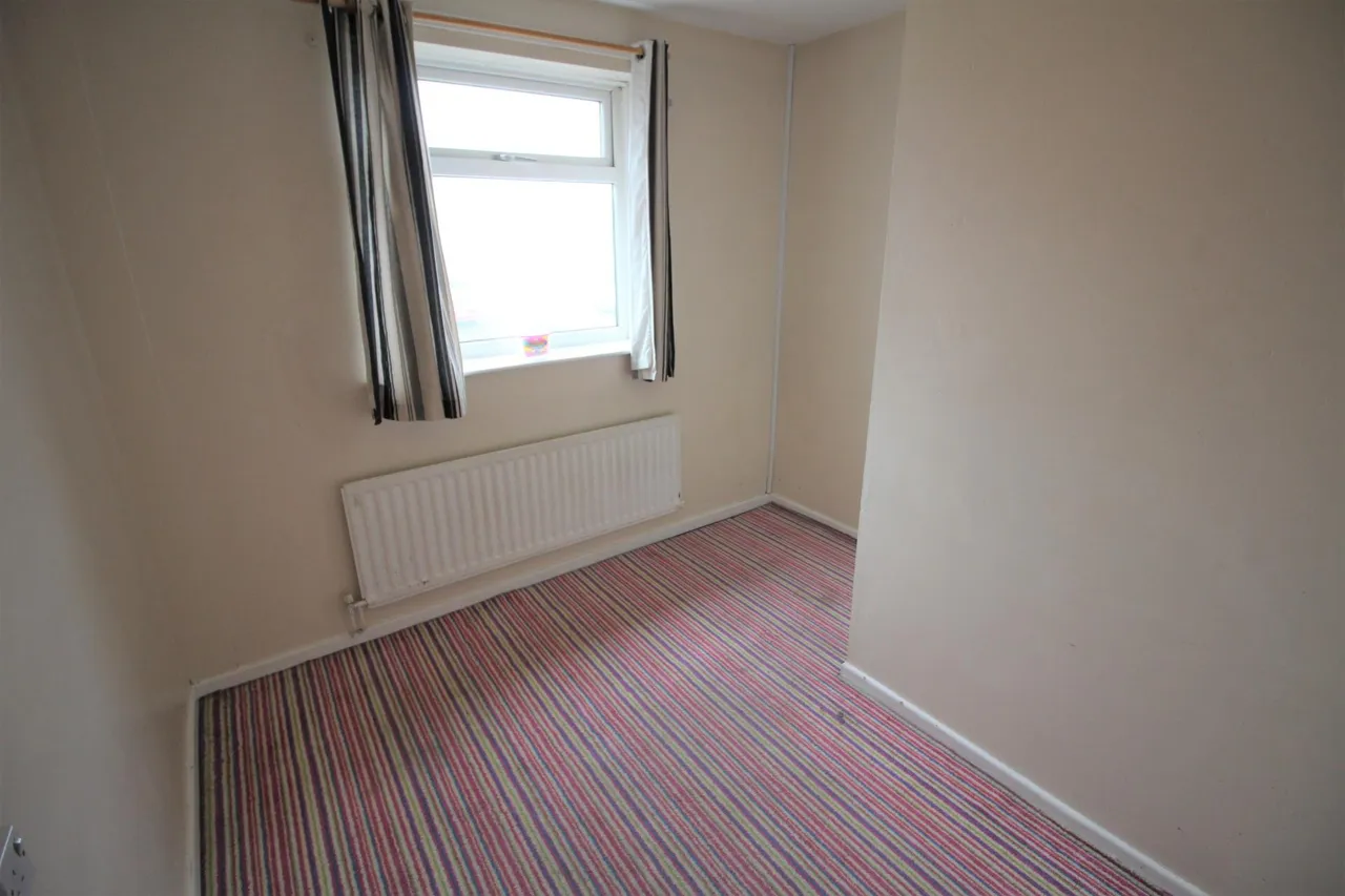 Glebe Street, Oldham, OL9, photo 8