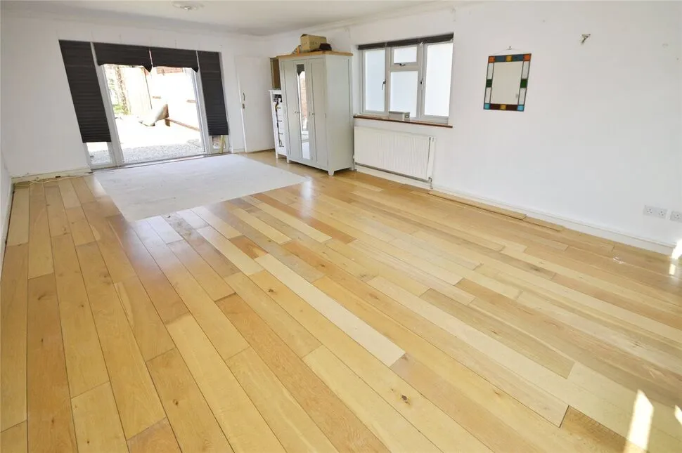 Stoke Road, Allhallows, Kent, ME3, photo 9