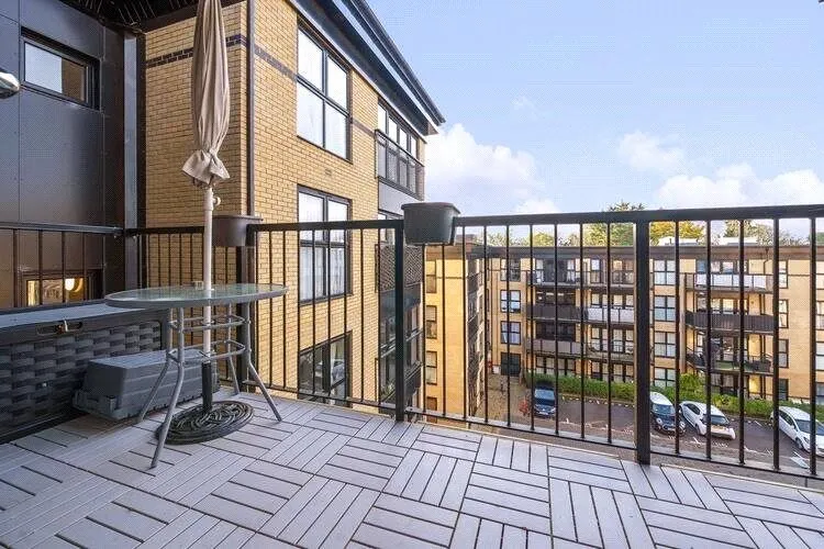 Giles Crescent, Stevenage, Hertfordshire, SG1, photo 10