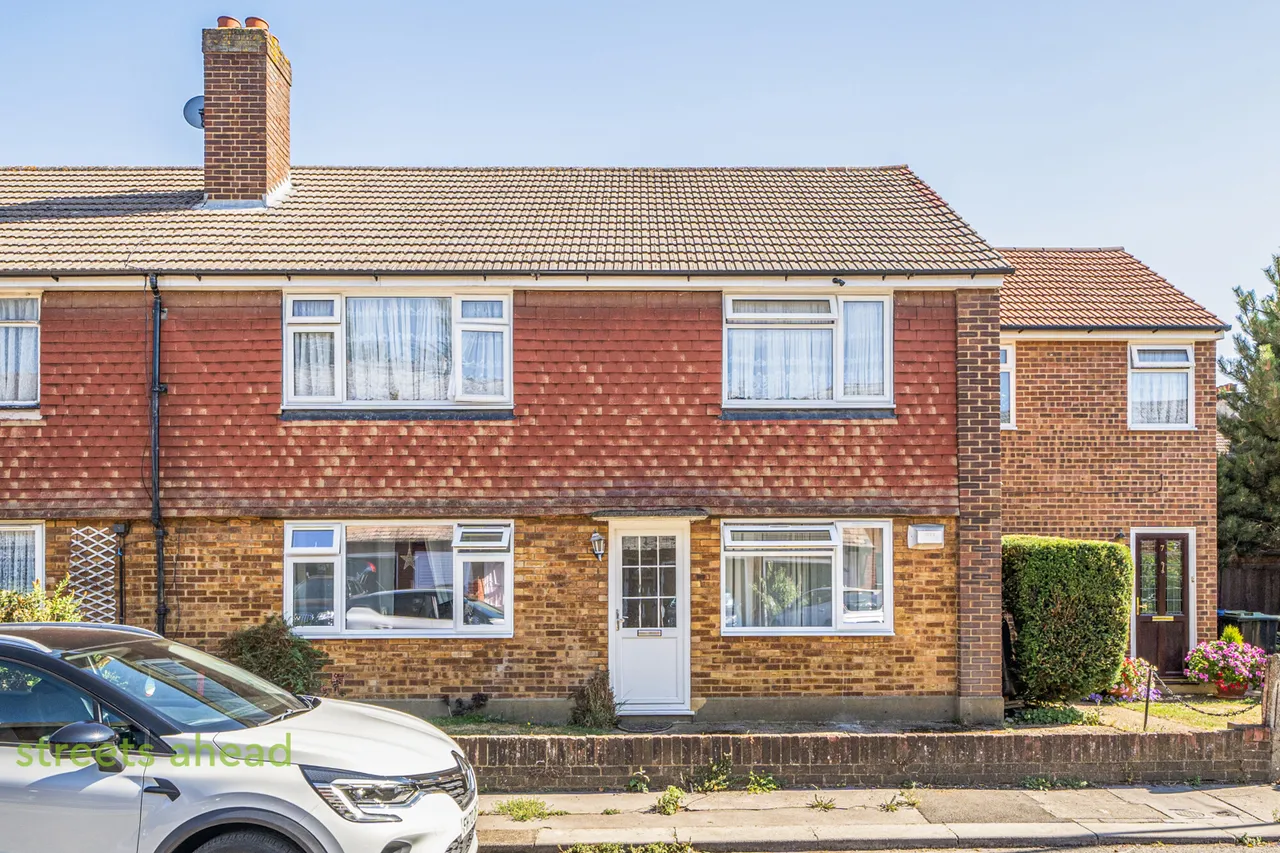 2 bed flat for sale, Tenterden Gardens, Croydon, CR0