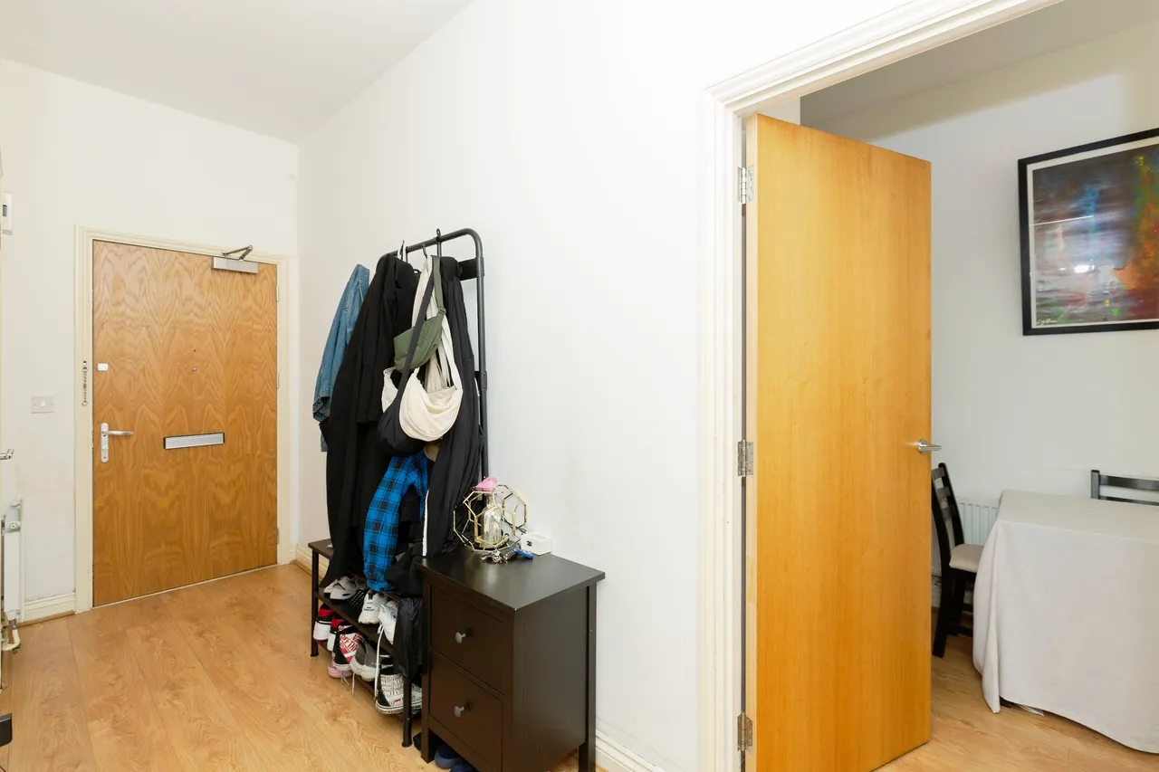 2 Aqua Vista Square, London, photo 11