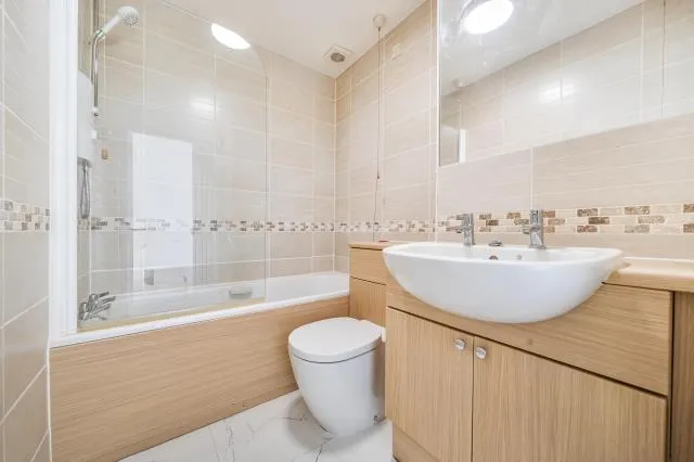 Gershwin Court, Basingstoke, RG22, photo 10