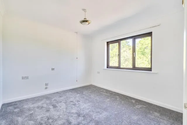 Gershwin Court, Basingstoke, RG22, photo 6