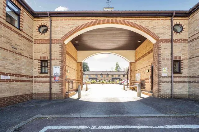 Gershwin Court, Basingstoke, RG22, photo 15