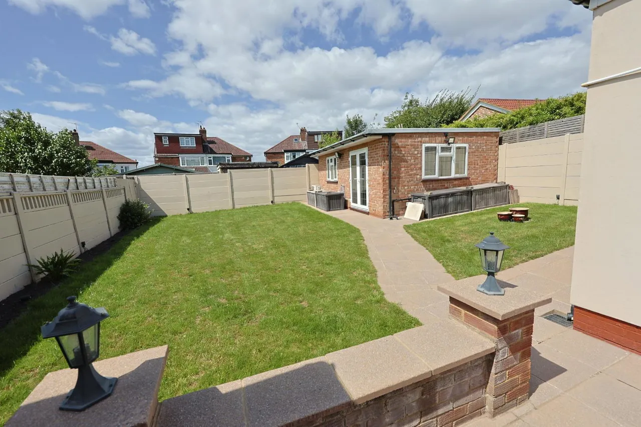 Langley Crescent, Edgware, photo 20
