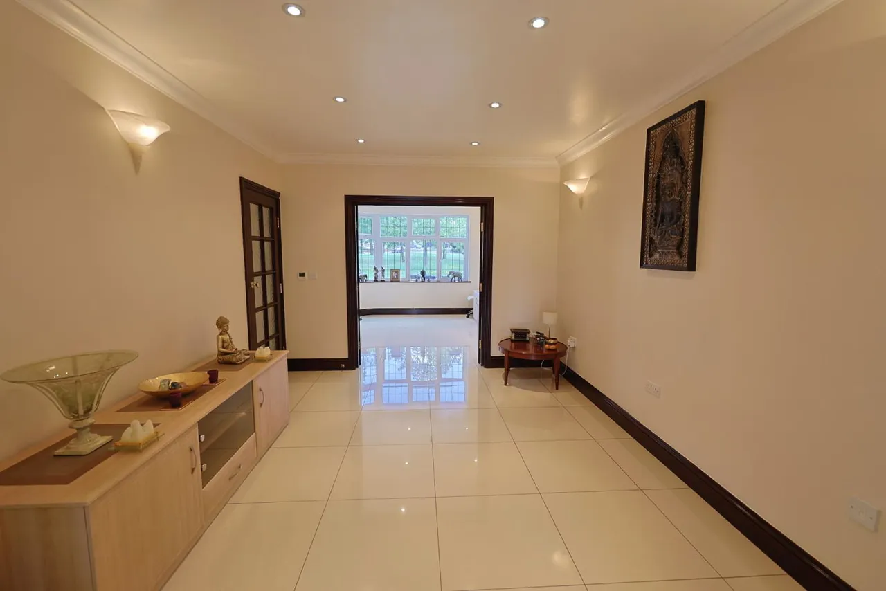 Langley Crescent, Edgware, photo 10