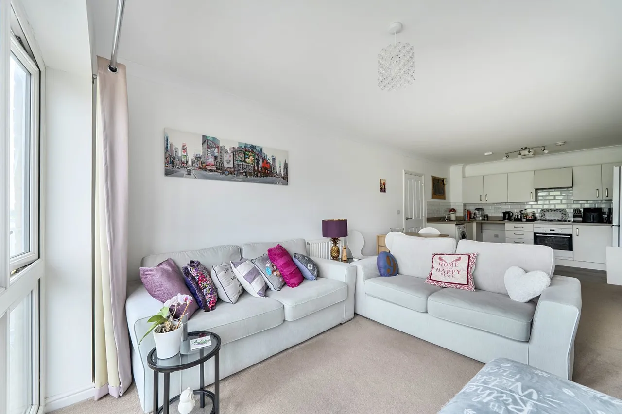 Repton Avenue, Ashford, TN23, photo 9