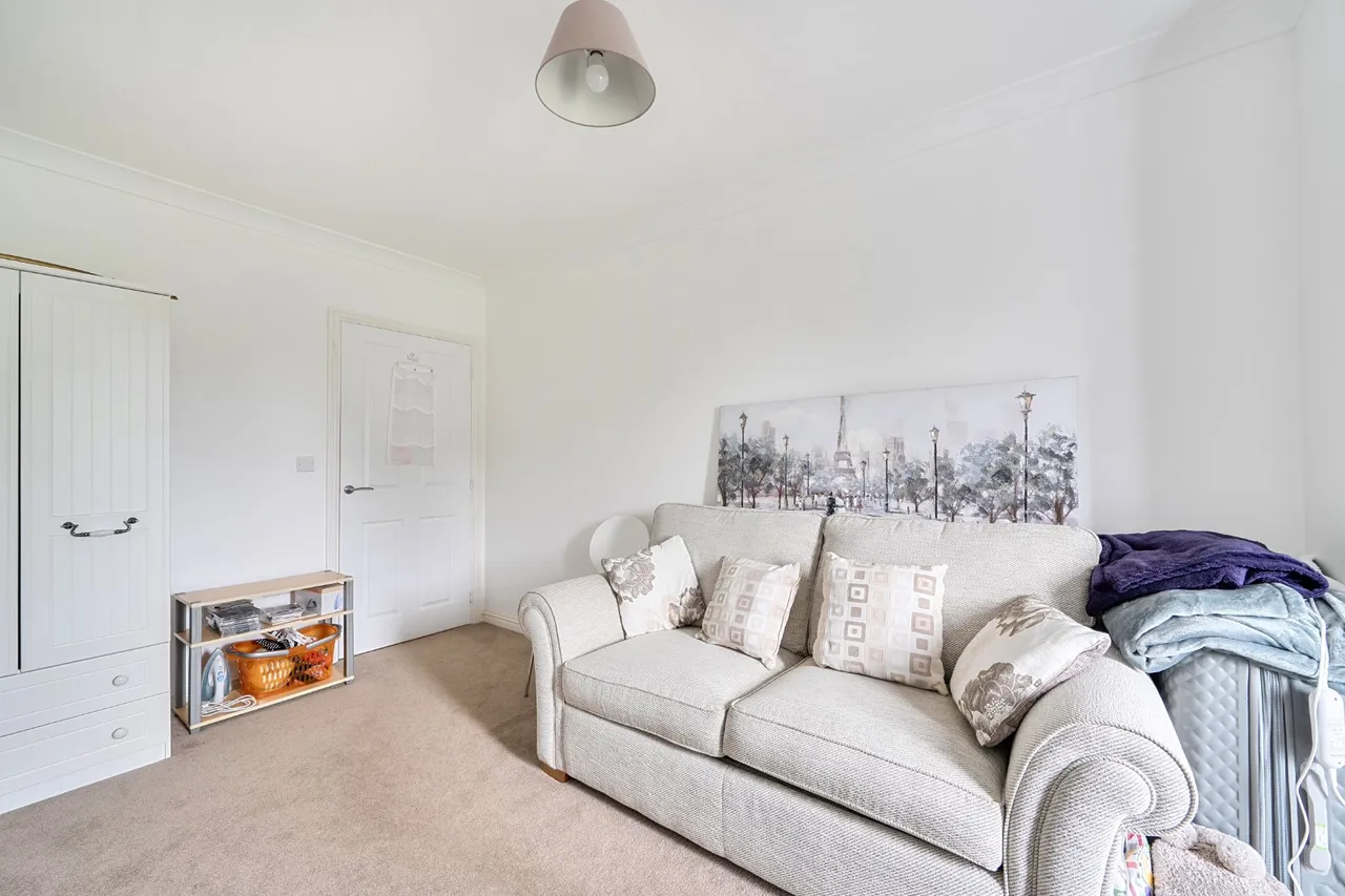 Repton Avenue, Ashford, TN23, photo 17