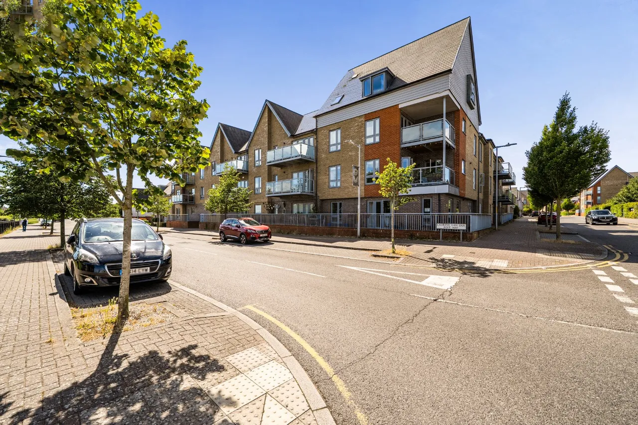 Repton Avenue, Ashford, TN23, photo 4