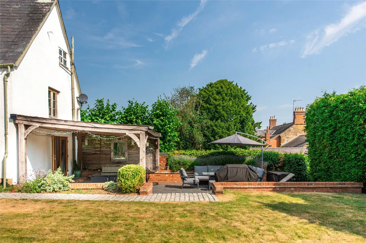 High Street, Spratton, NN6, photo 24