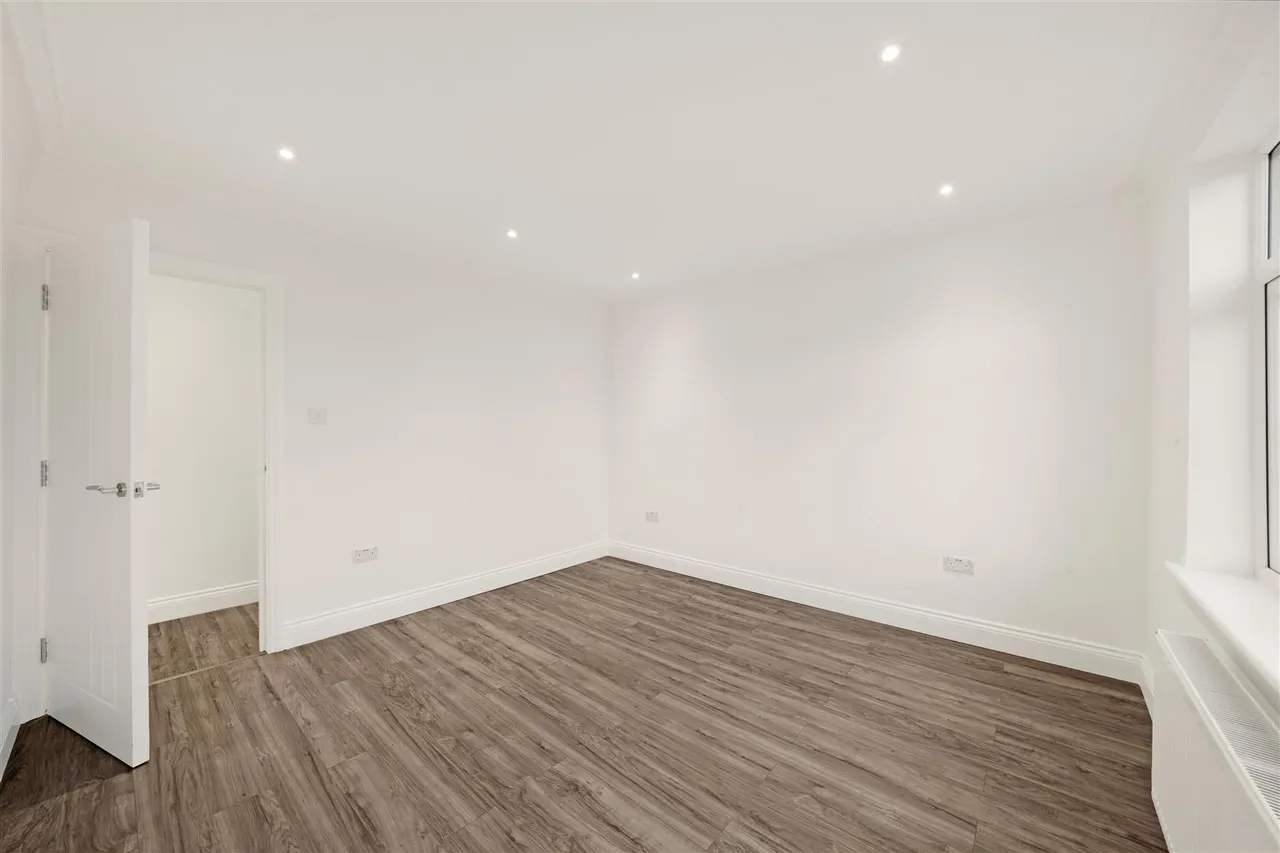 Shelley Gardens, North Wembley, HA0, photo 6