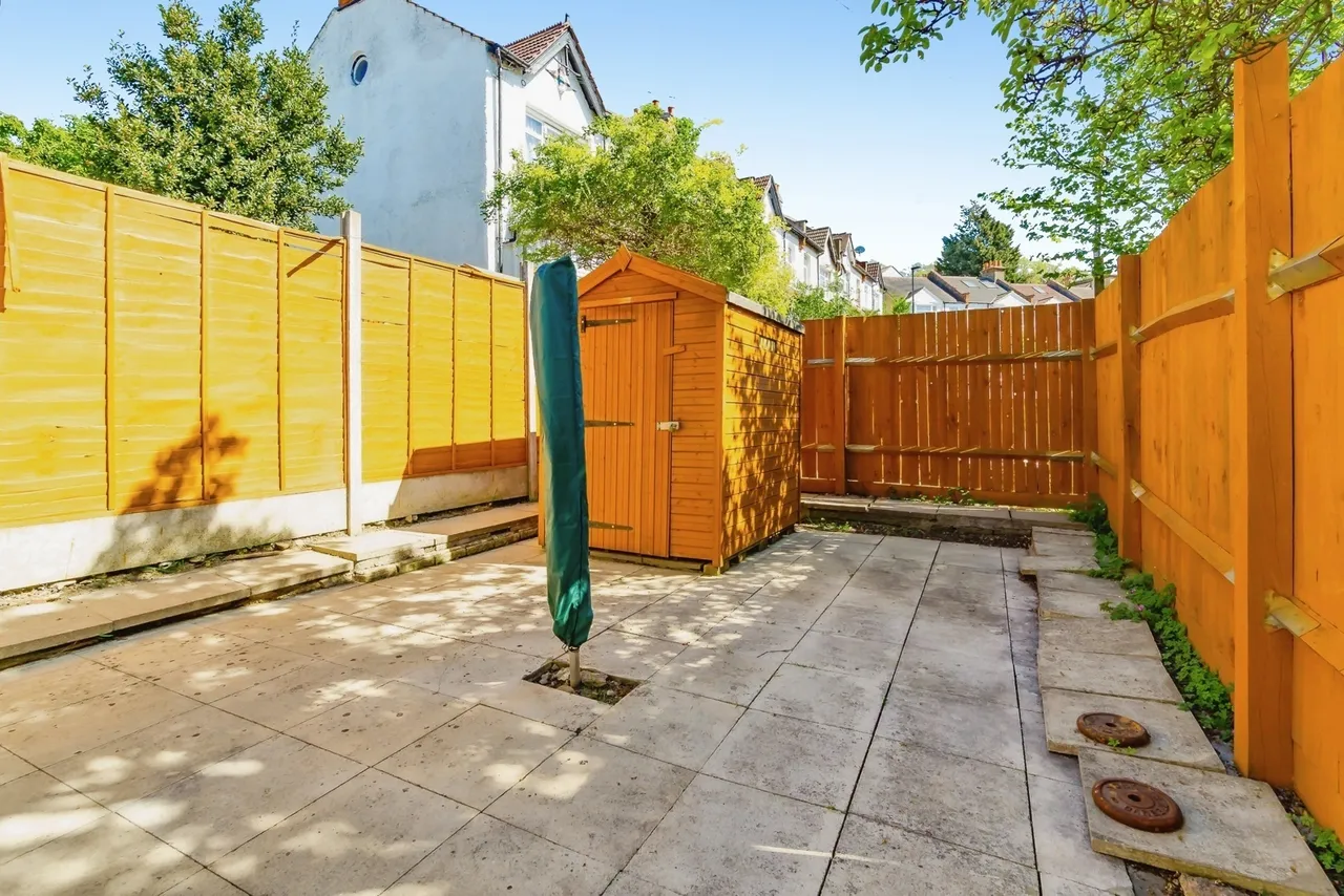 Lenham Road, THORNTON HEATH, Surrey, CR7, photo 19