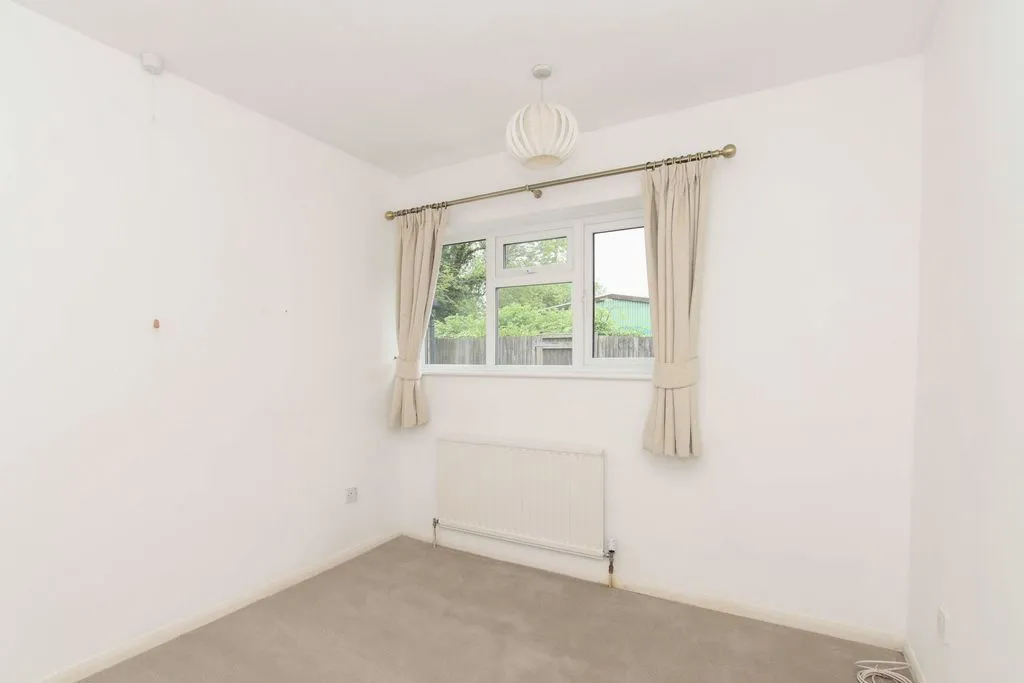 Gingers Close, Aston Clinton, HP22, photo 6