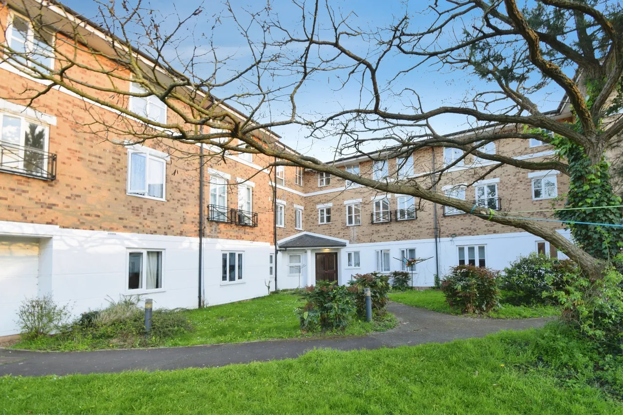 Forsythia Close, Ilford, IG1, photo 20
