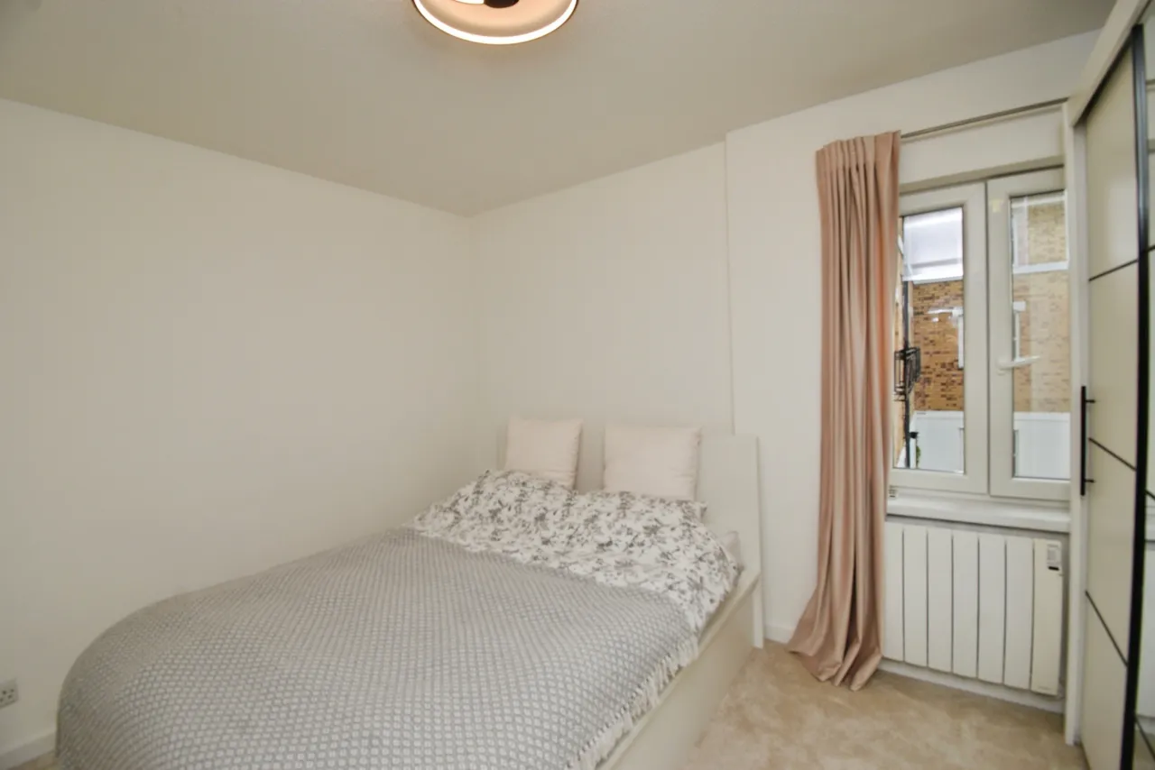 Forsythia Close, Ilford, IG1, photo 12
