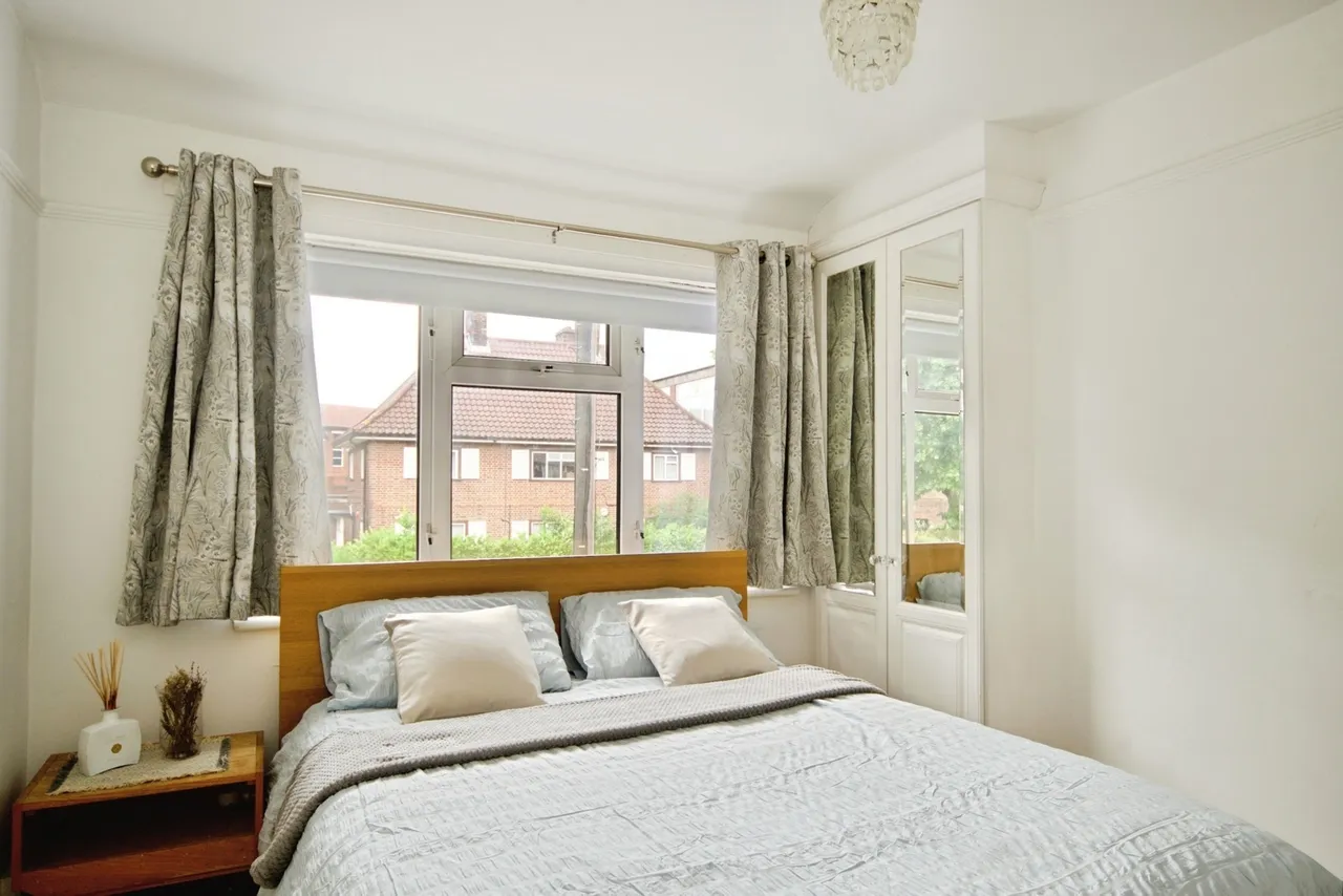 Oxlow Lane, Dagenham, ESSEX, RM9, photo 10