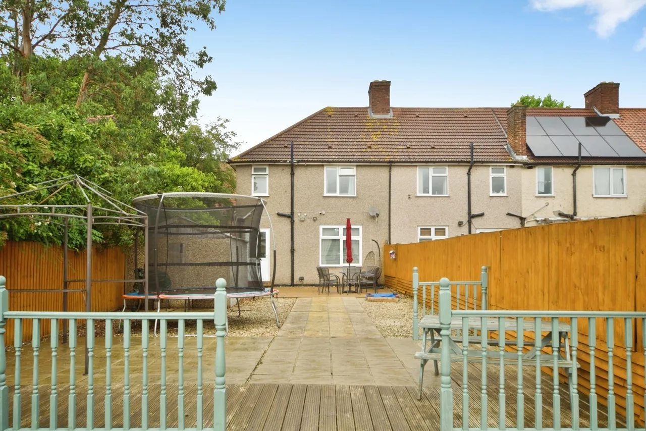 Oxlow Lane, Dagenham, ESSEX, RM9, photo 11