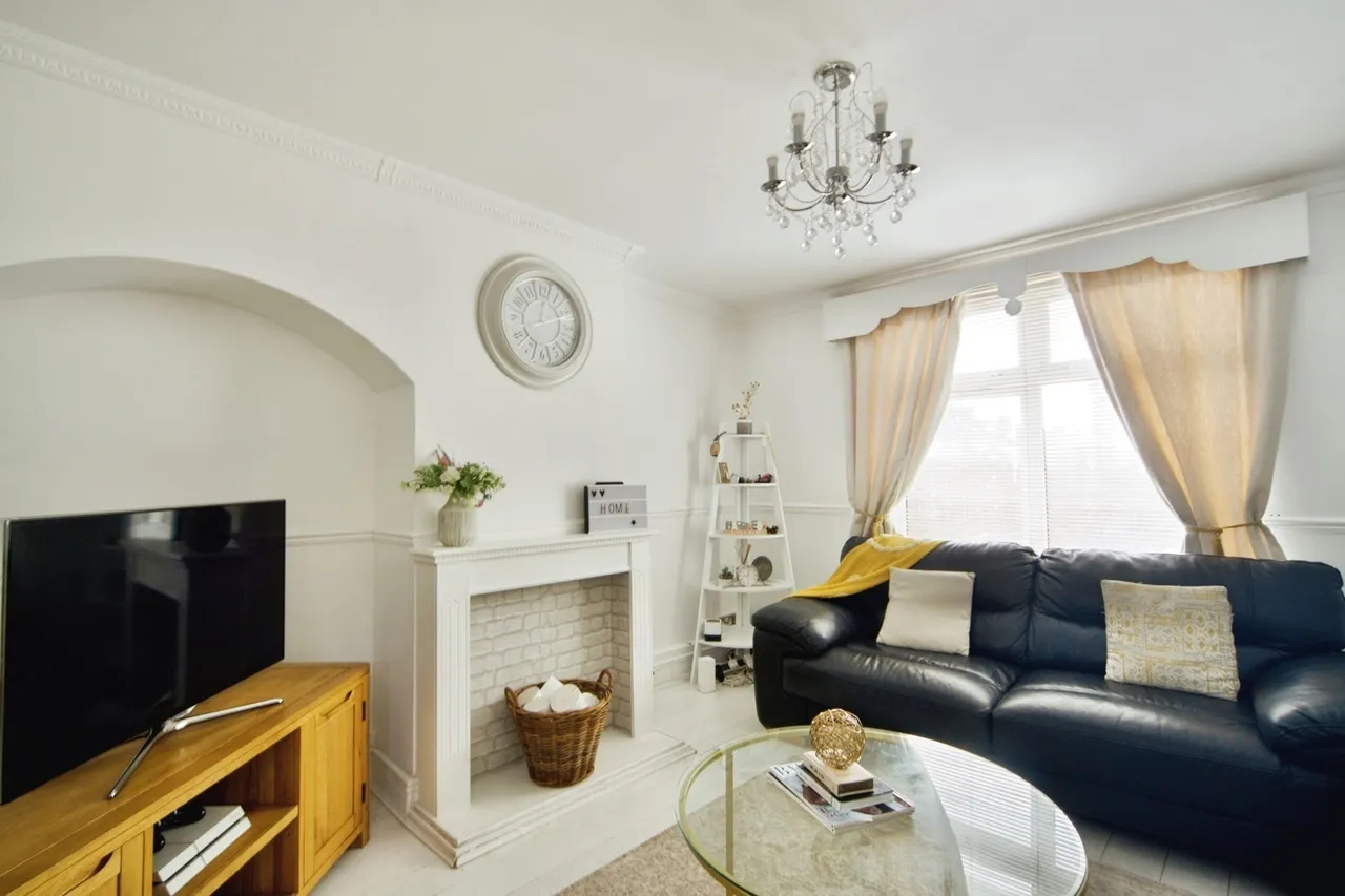 Oxlow Lane, Dagenham, ESSEX, RM9, photo 8