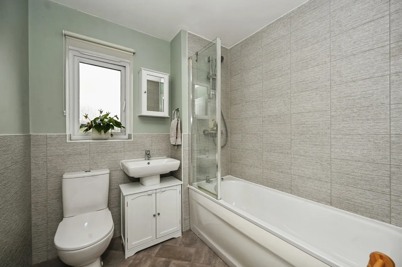 Brimstone Drive, Newton-le-Willows, Merseyside, WA12, photo 3