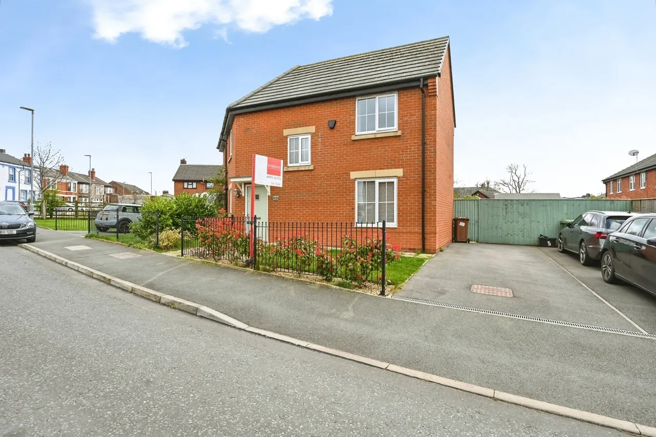 Brimstone Drive, Newton-le-Willows, Merseyside, WA12, photo 2