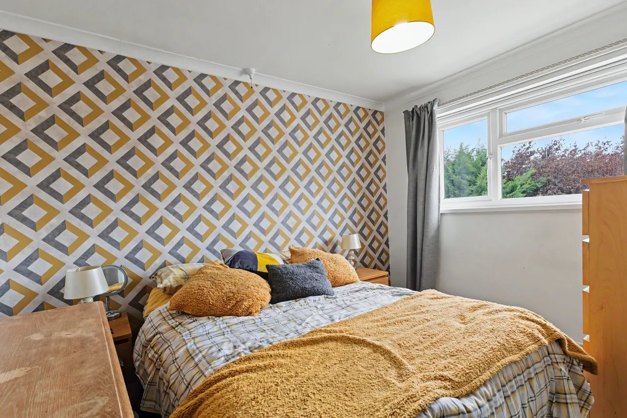 Alexandra Road, Evesham, WR11, photo 10