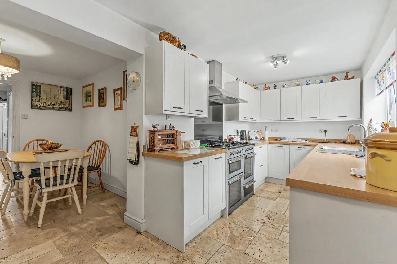 Alexandra Road, Evesham, WR11, photo 5