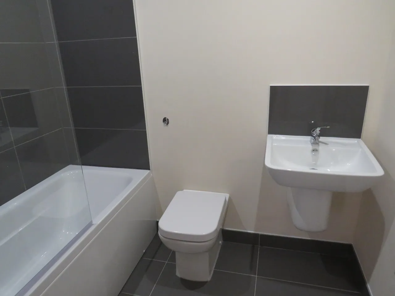 Fitzalan Road, Sheffield, S13, photo 4