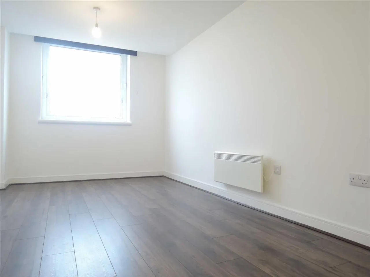 Waterfront West, Brierley Hill, DY5, photo 3