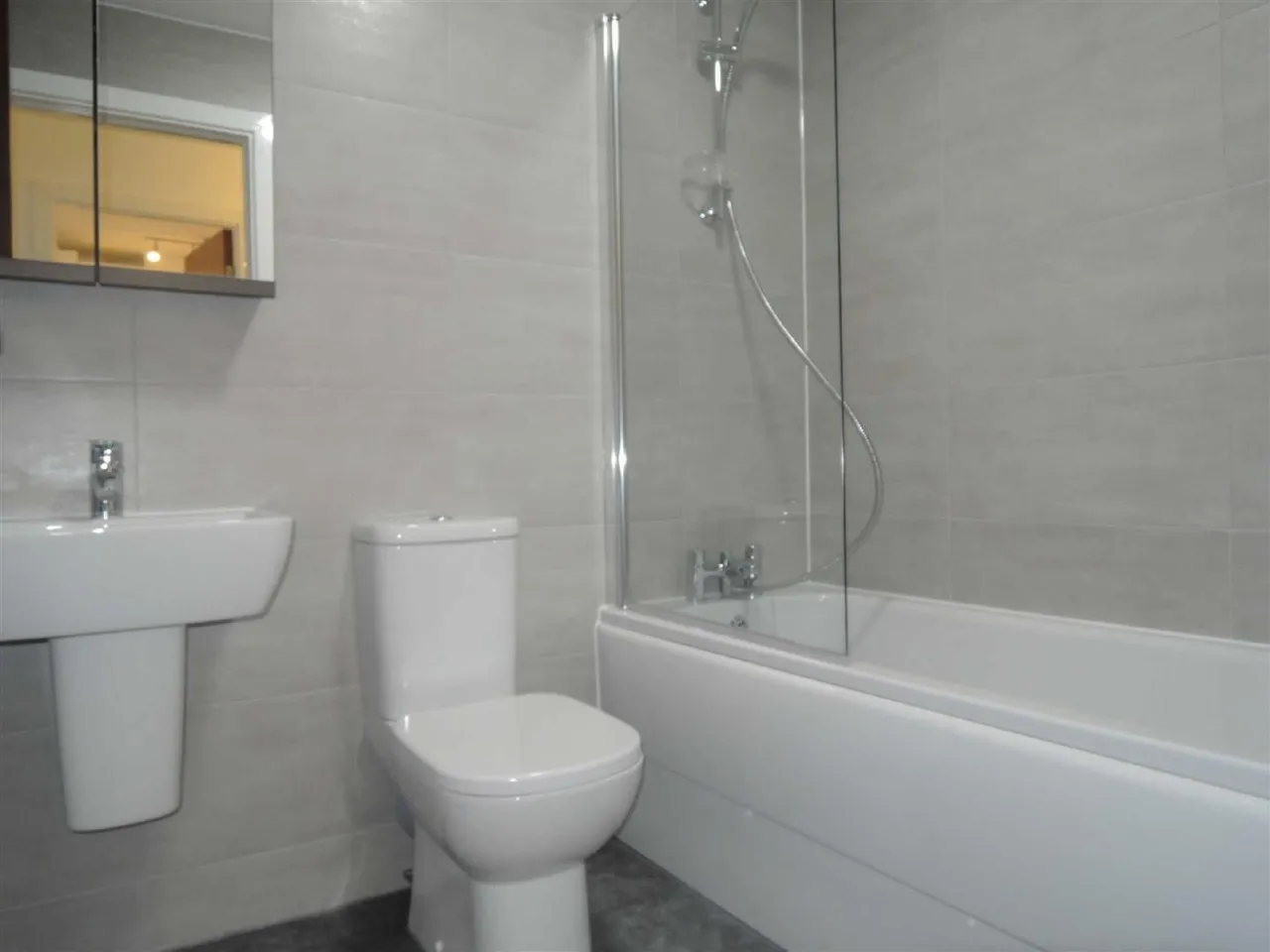 Waterfront West, Brierley Hill, DY5, photo 4
