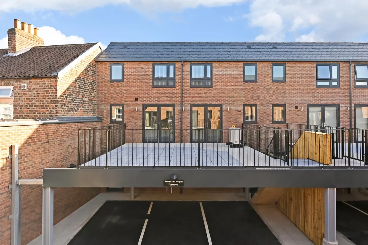 4 bed house to rent, Lansdowne Terrace, York, YO10