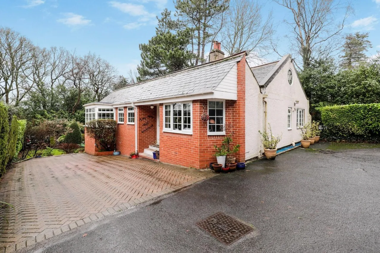 3 bed house for sale — Kent Road, Harrogate