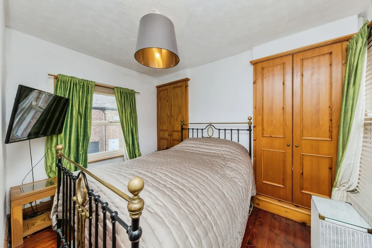 Bridge Street, Macclesfield, Cheshire, SK11, photo 5