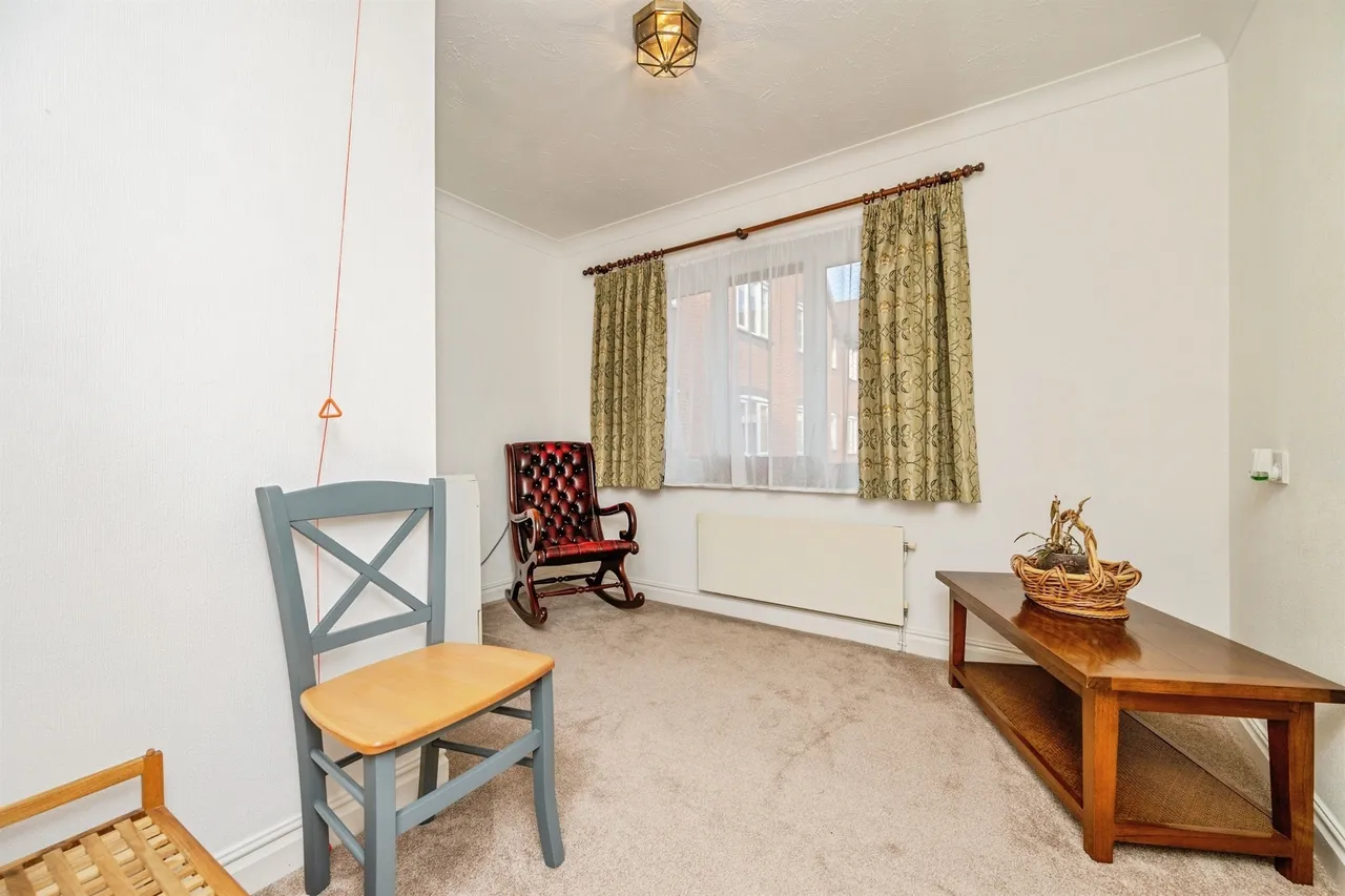 Deerhurst Court, Solihull, B91, photo 9