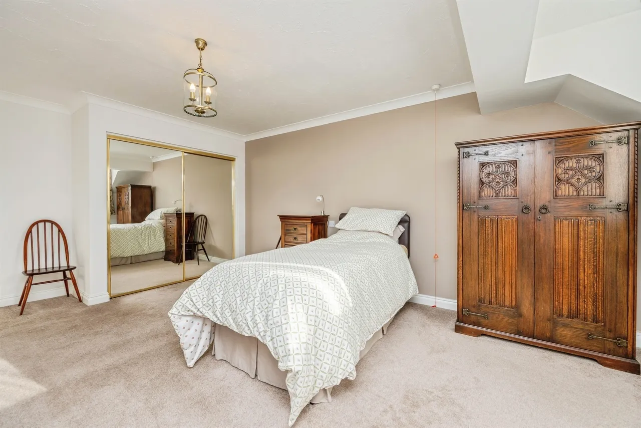 Deerhurst Court, Solihull, B91, photo 8
