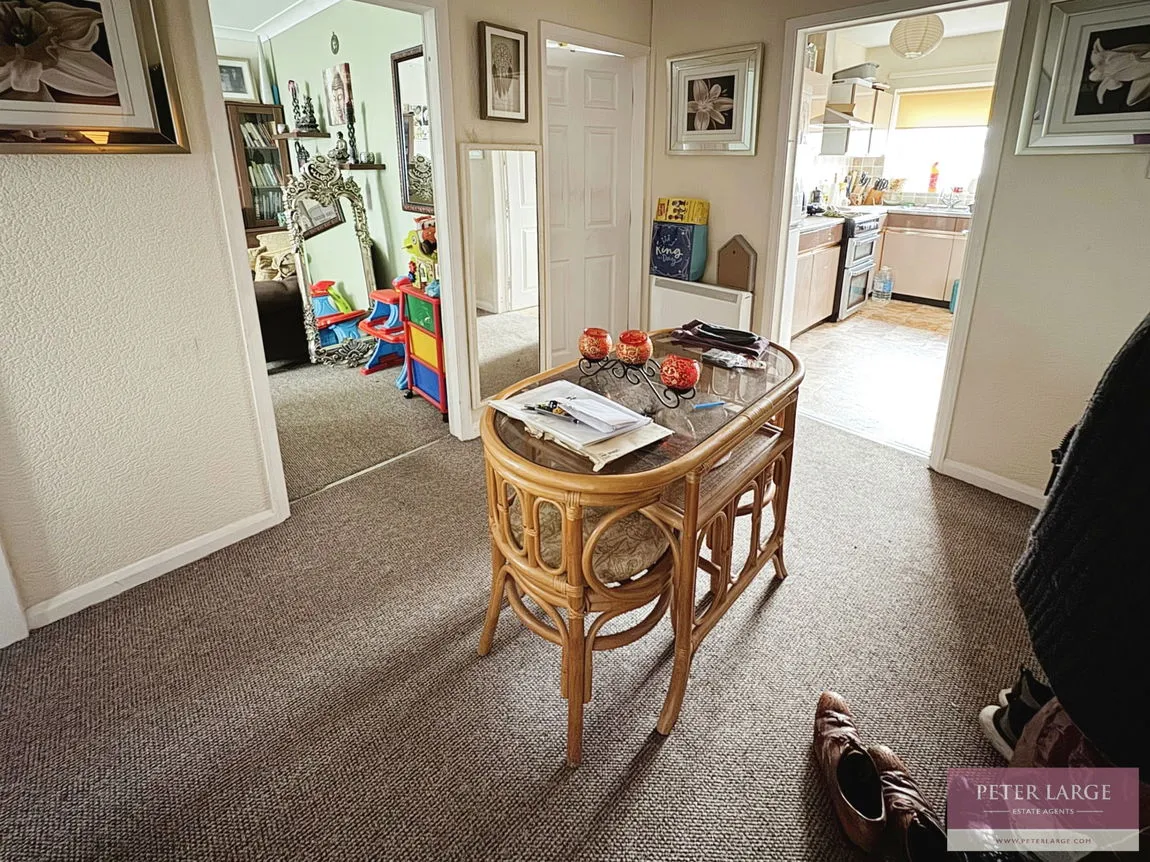 Russell Road, Rhyl, Denbighshire, LL18 3DW, photo 3