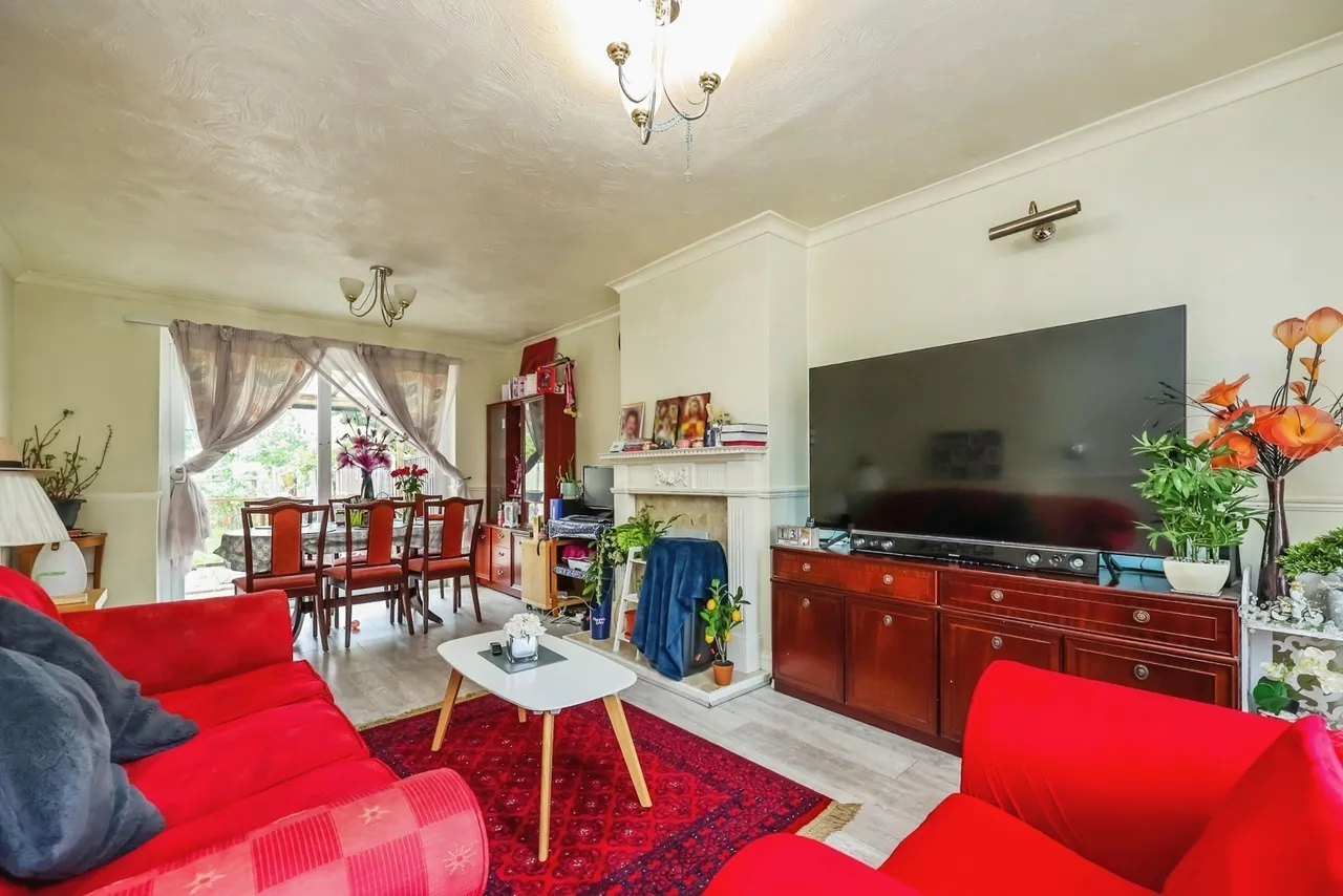 Brandish Crescent, Clifton, Nottingham, NG11, photo 5