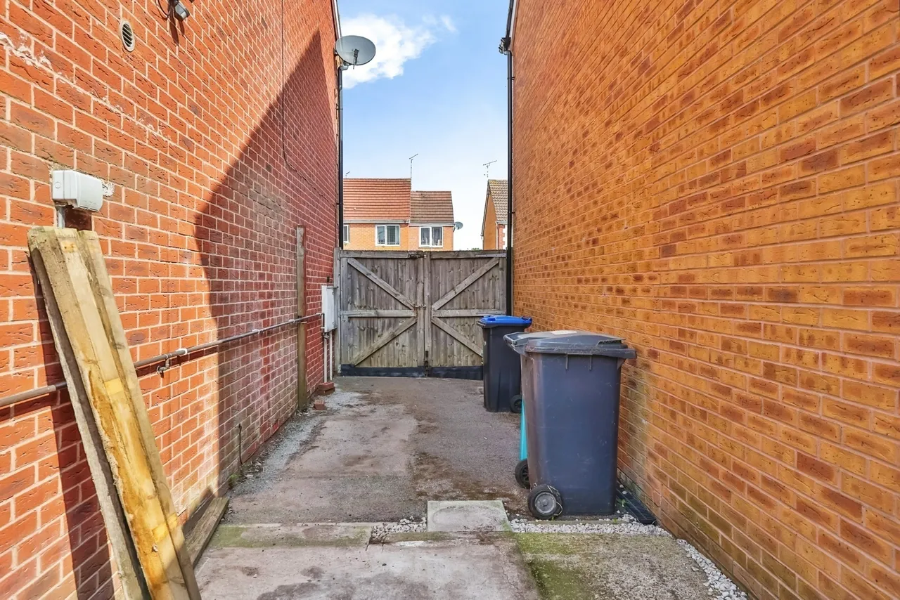 Viyella Gardens, Hucknall, Nottingham, Nottinghamshire, NG15, photo 17