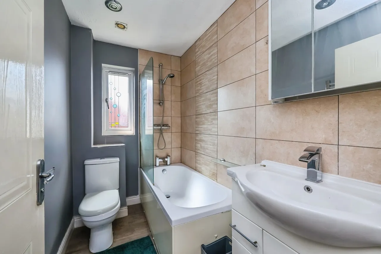 Viyella Gardens, Hucknall, Nottingham, Nottinghamshire, NG15, photo 12